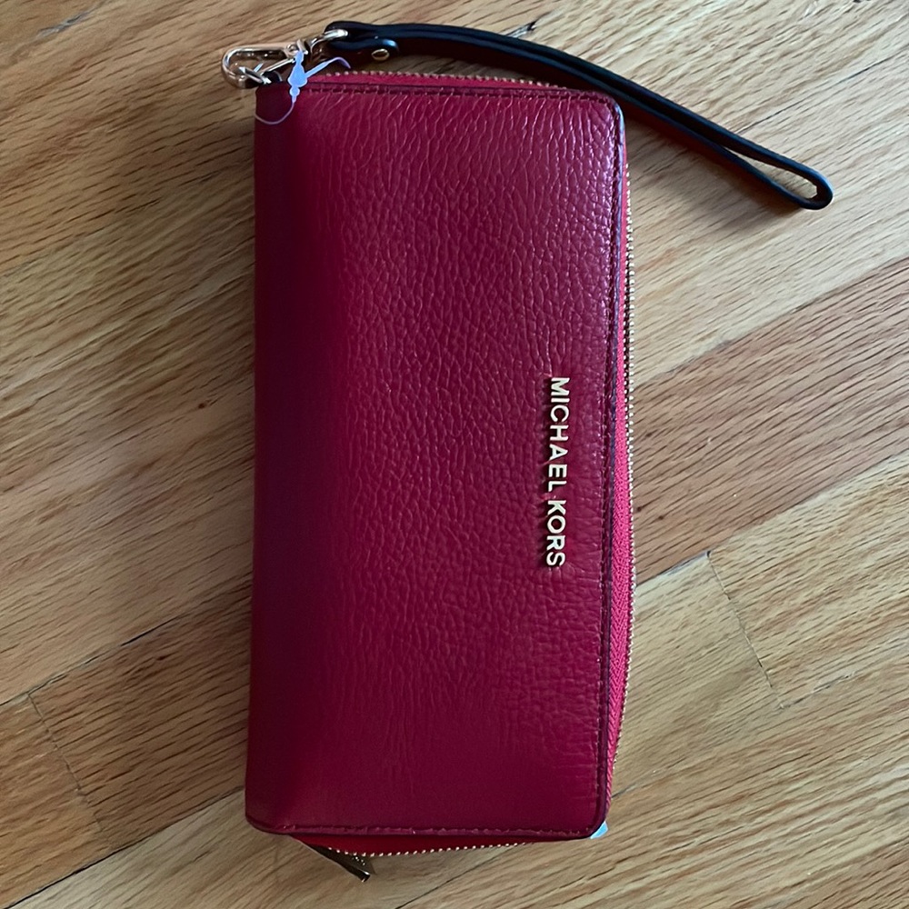 Michael Kors wristlet wallet
